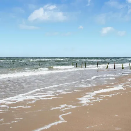 4 Bedroom Pet Friendly In Romo